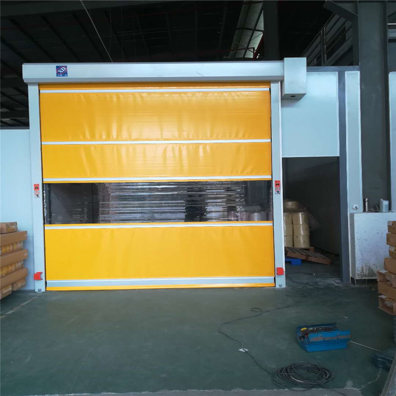 測量佛山透明快速門洞，還需要附留減尺尺寸嗎？